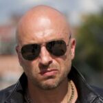 Герой сериала Физрук смотреть онлайн